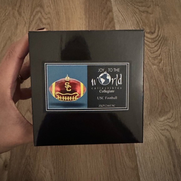 USC Trojans Football NWT Glass Ornament Vintage-Collegiate Collection - Picture 7 of 9